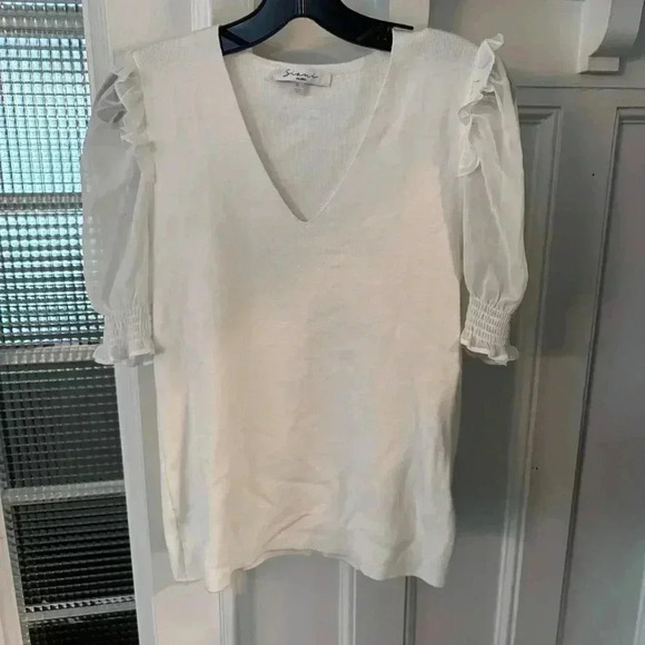 Siani Milano white sweater Top with sheer puffed sleeve V-Neck Size Small - Picture 2 of 6